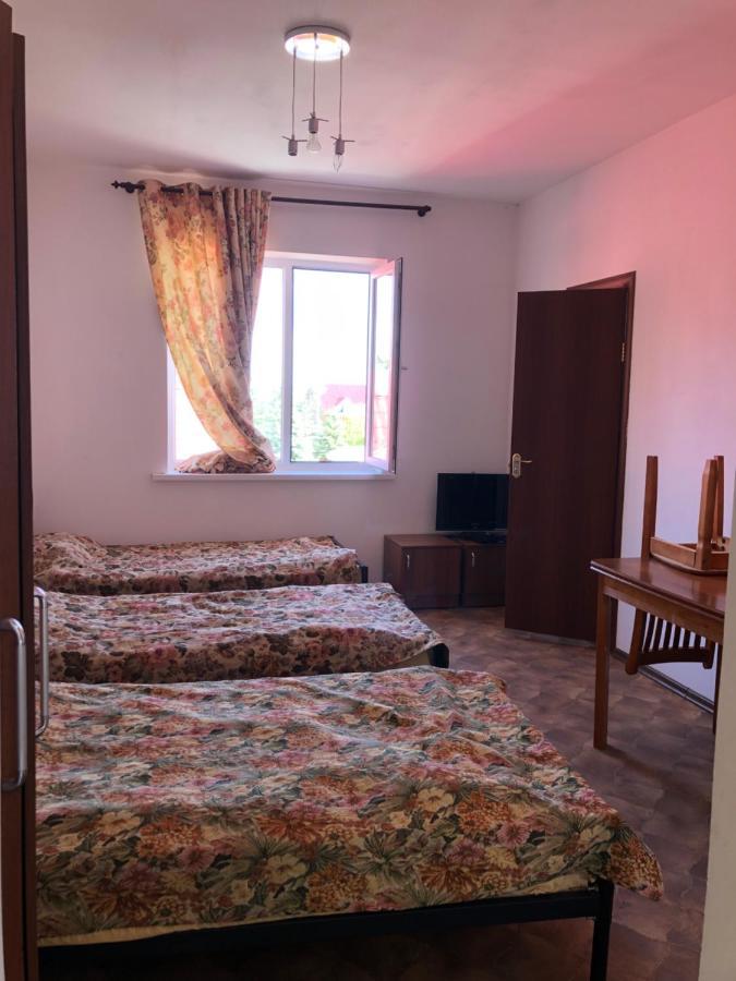 Гостевой Дом Айша Guest House Aisha Cholpon-Ata Kültér fotó
