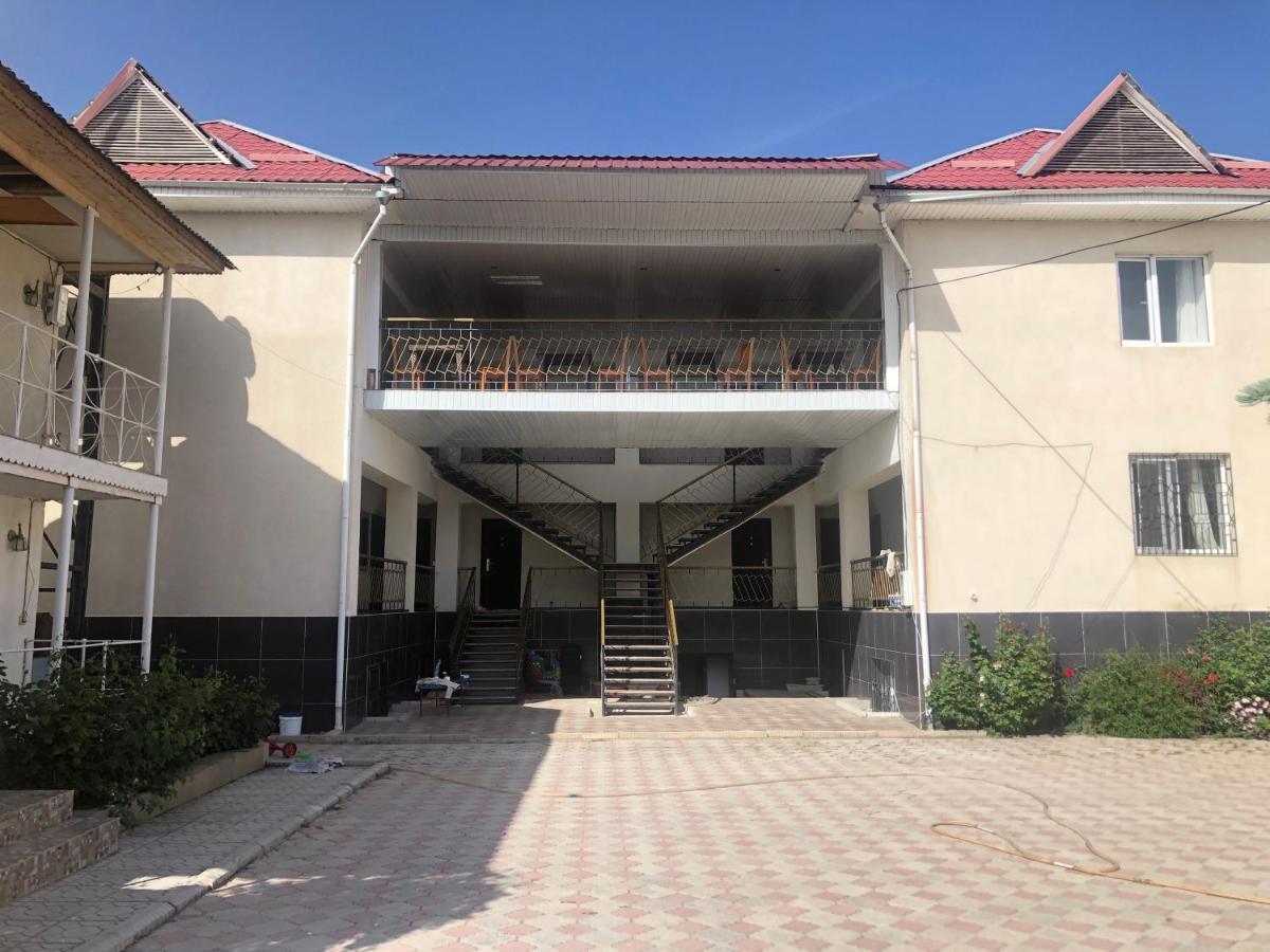 Гостевой Дом Айша Guest House Aisha Cholpon-Ata Kültér fotó